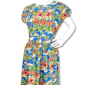 Vintage Jane Singer Floral Dress with Ruche Hip detailing | SIZE SMALL
